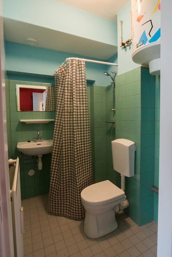 آيندهوفن At Yetty'S Place Vintage Apartment Hotel المظهر الخارجي الصورة
