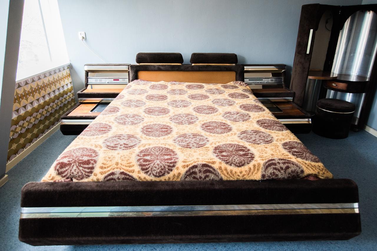 آيندهوفن At Yetty'S Place Vintage Apartment Hotel المظهر الخارجي الصورة