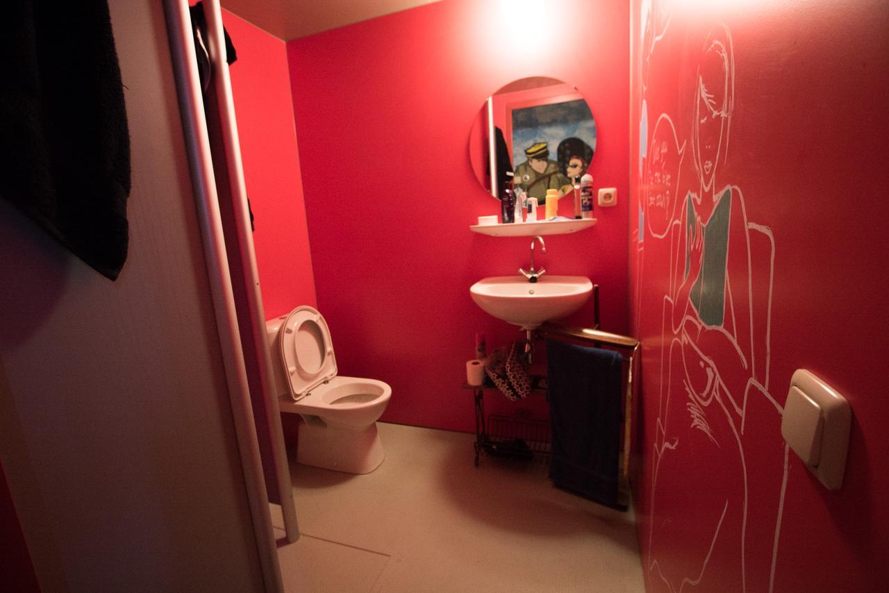 آيندهوفن At Yetty'S Place Vintage Apartment Hotel المظهر الخارجي الصورة